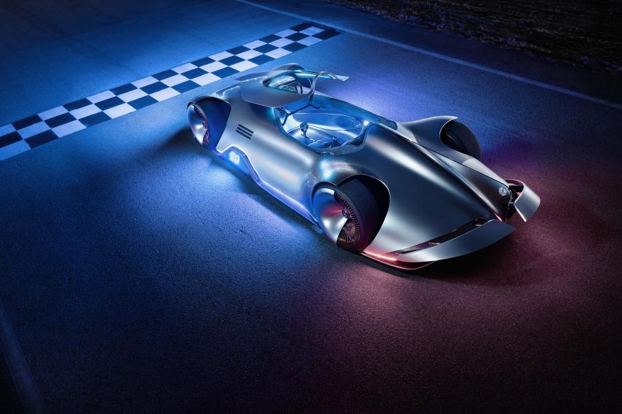  Mercedes-Benz Vision EQ Silver Arrow 2018 года  (фото 17 из 34)